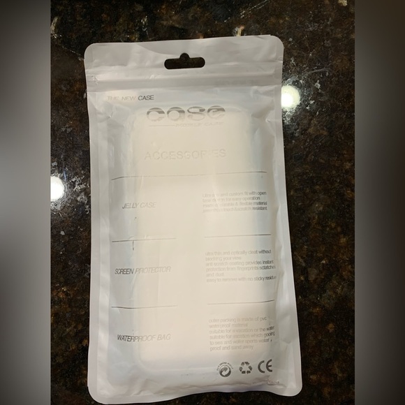 APPLE iPhone 12 case NWT - Picture 7 of 10